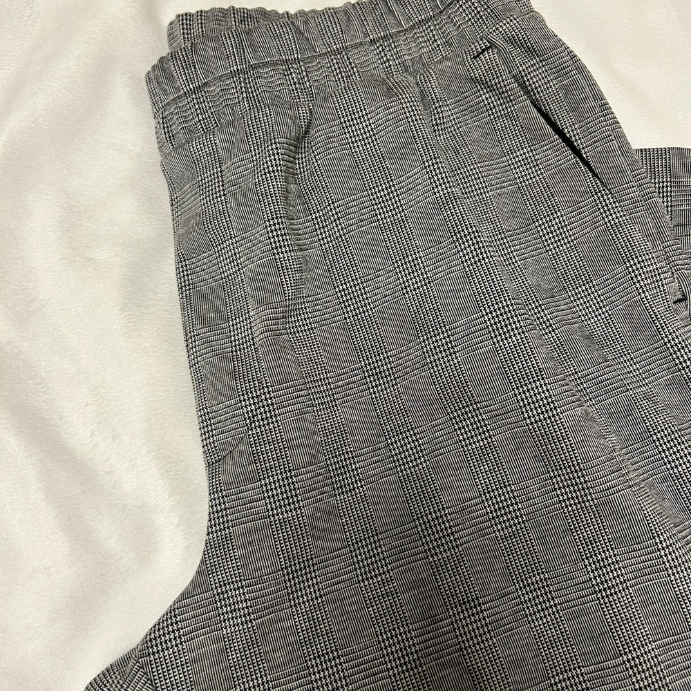 A New Day Black and Gray Checkered Pants